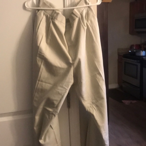 White pants for men - Picture 1 of 2